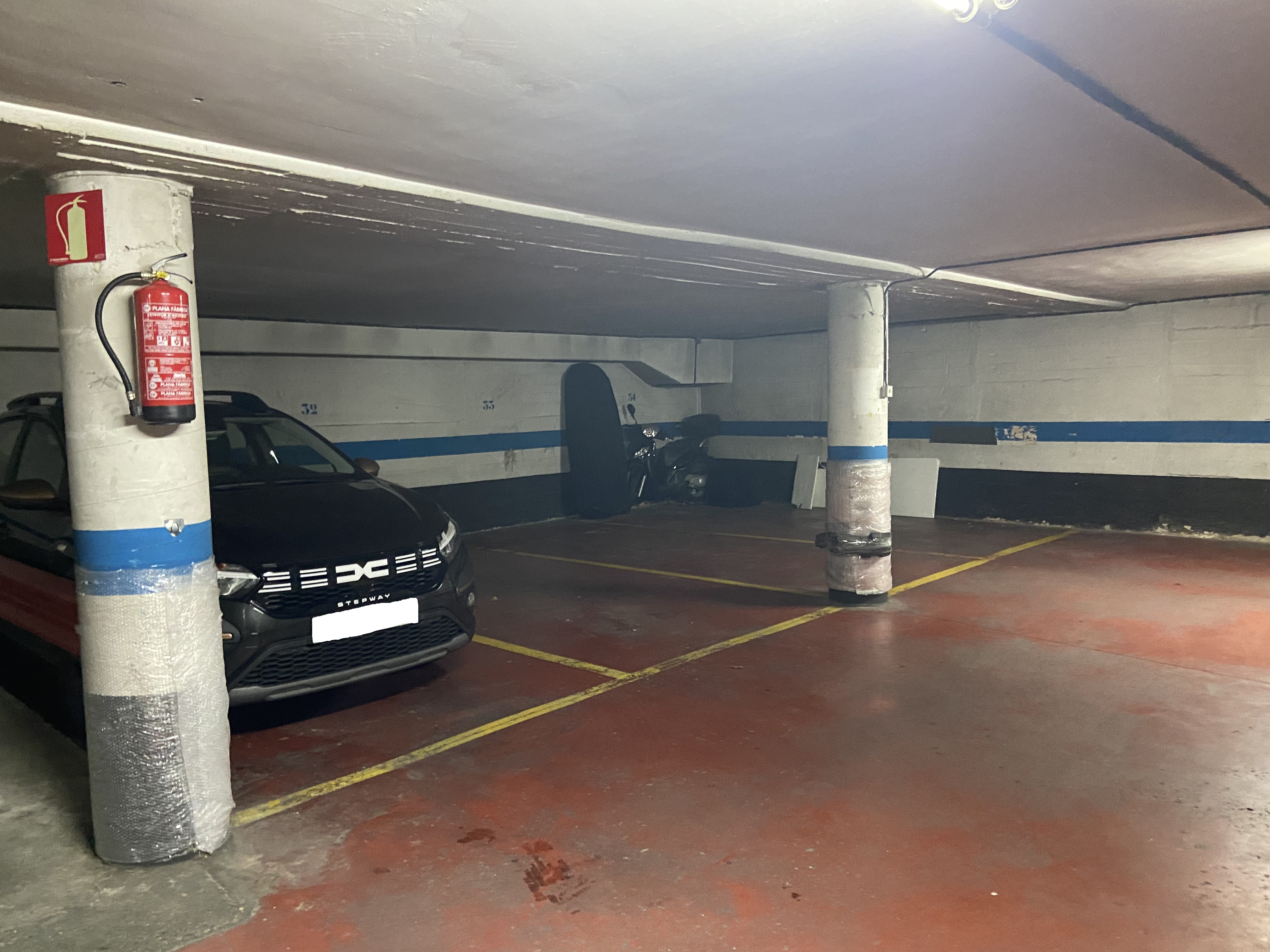Fotografía 5 de venta-de-66-plazas-de-parking-en-terrassa