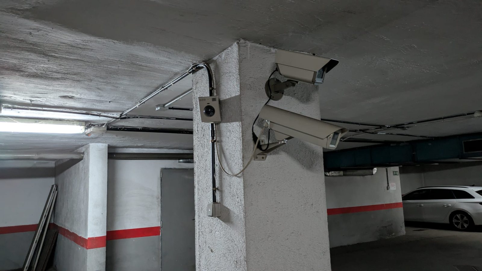 Fotografía 3 de parking-en-venta-en-alameda-de-osuna-madrid