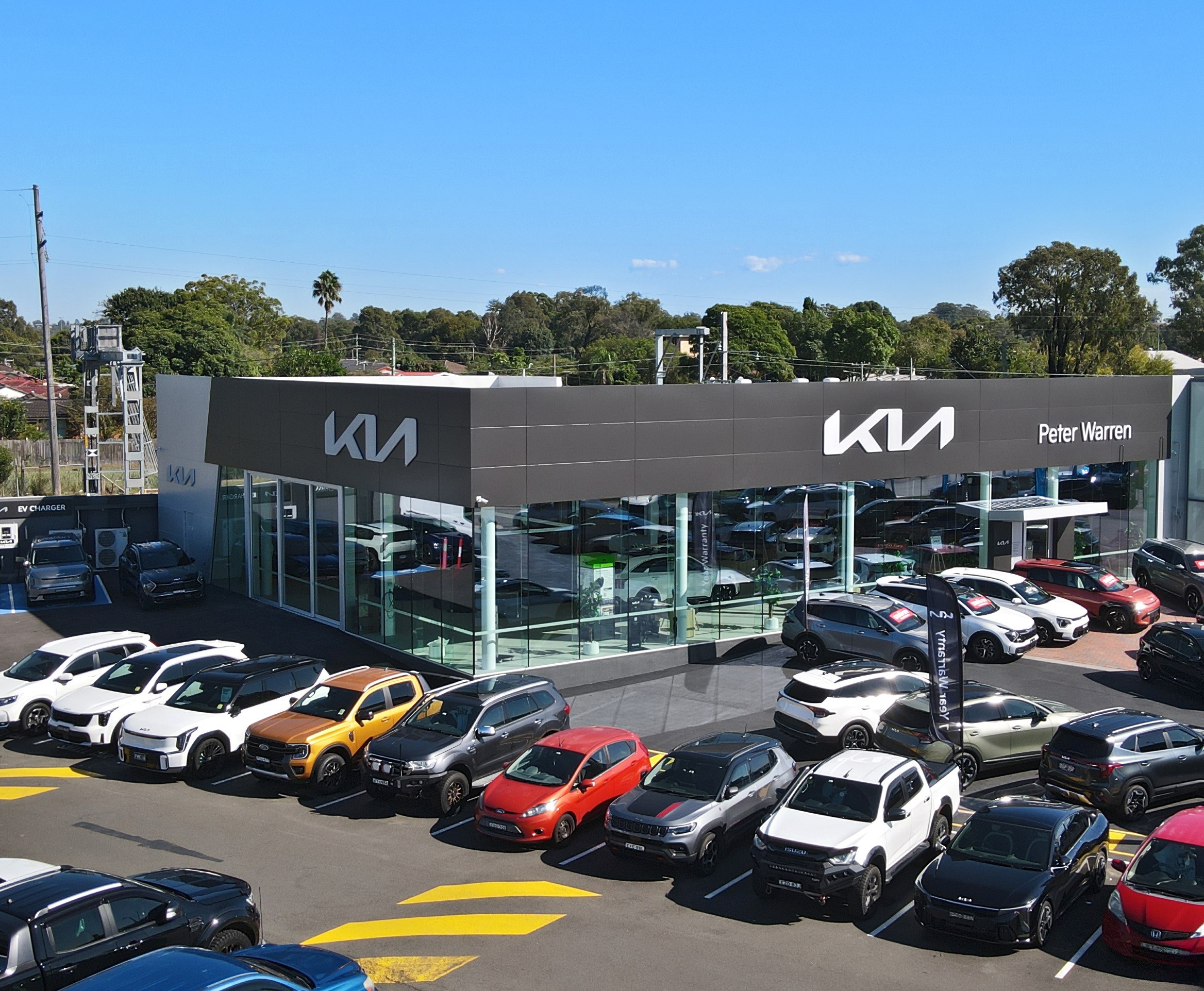 Peter Warren Kia logo
