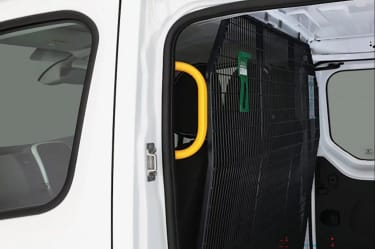 Trafic Cargo Barrier Image