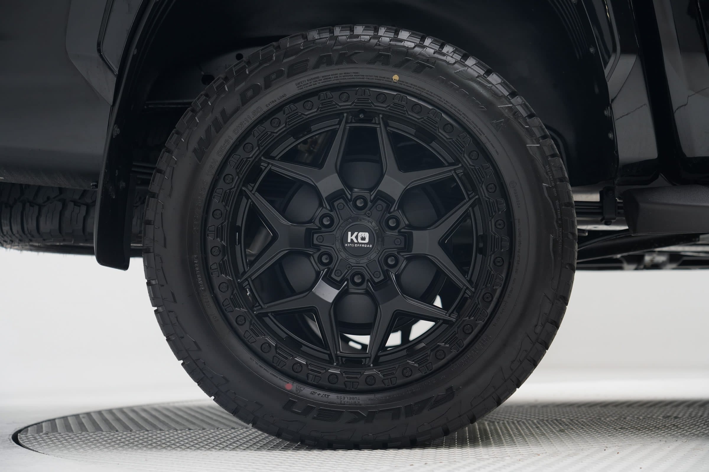 20" Alloy Wheels & A/T Tyres