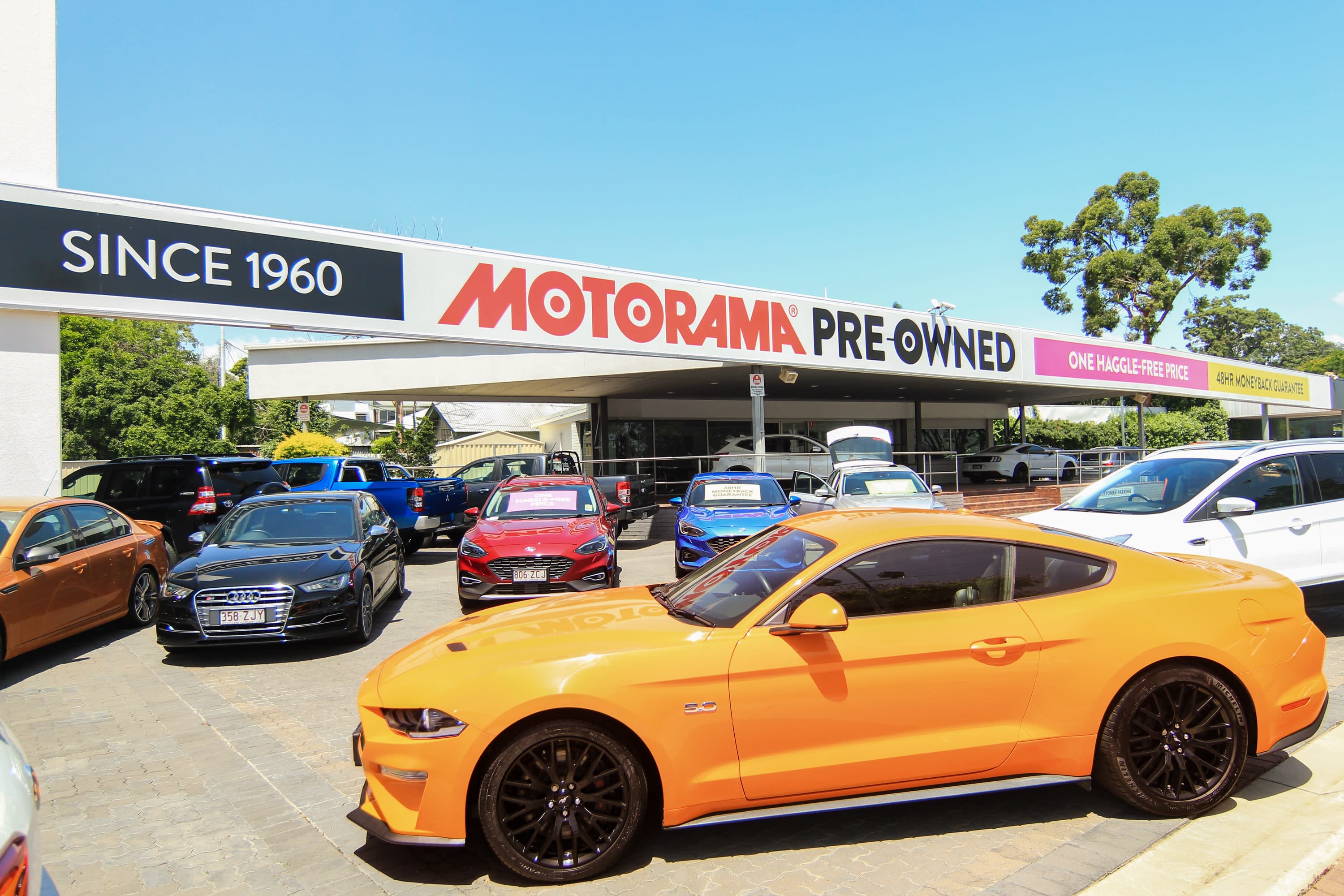 Browse Pre-Owned Cars Image