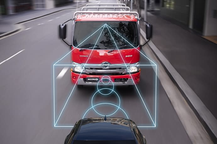 Innovative safety solutions – The new Hino 300 Series featured image