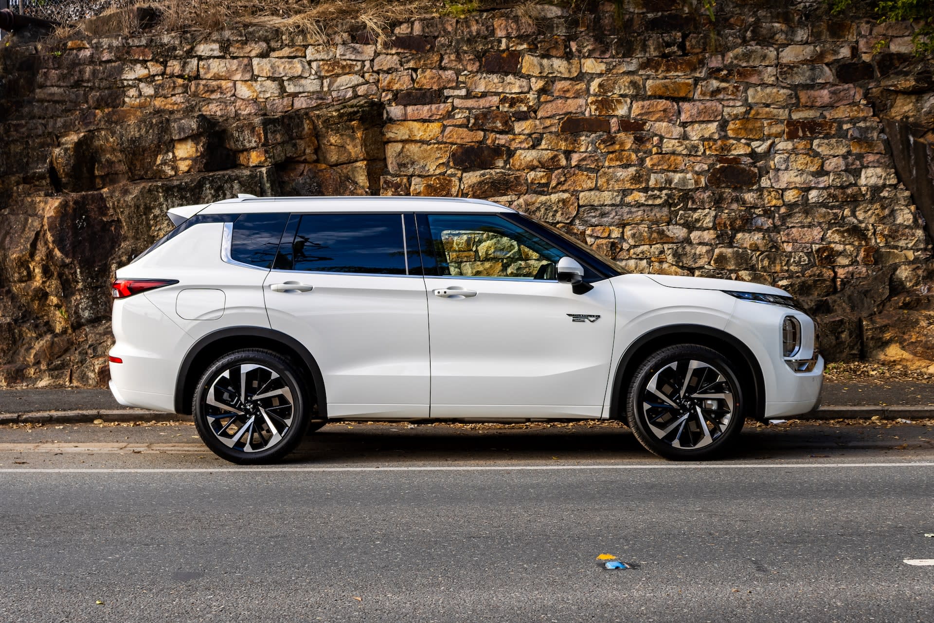 Read more on Outlander Plug-in Hybrid EV Image