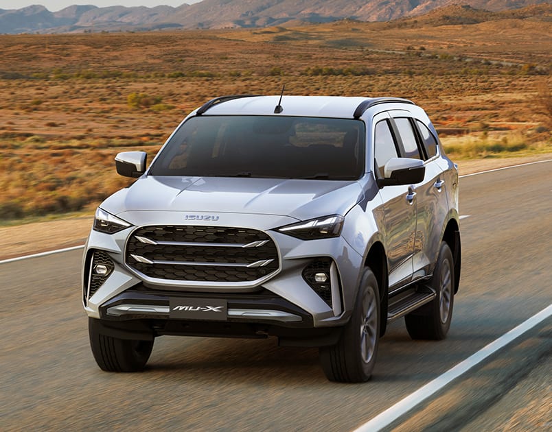 7 YEARS ROADSIDE ASSISTANCE< Image