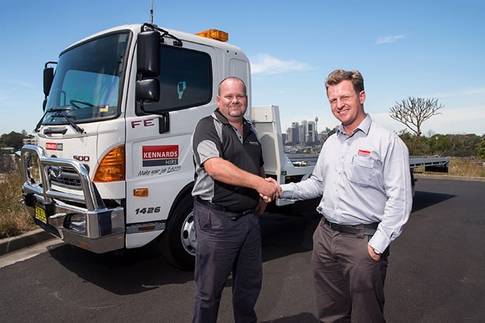 How to find and hire the right truck drivers for your business featured image