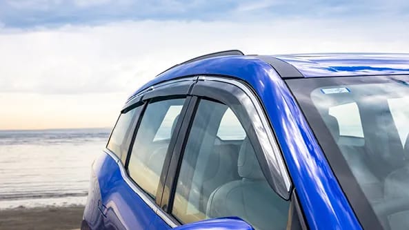 <h6>Rain Visor Weather Shield</h6> Image