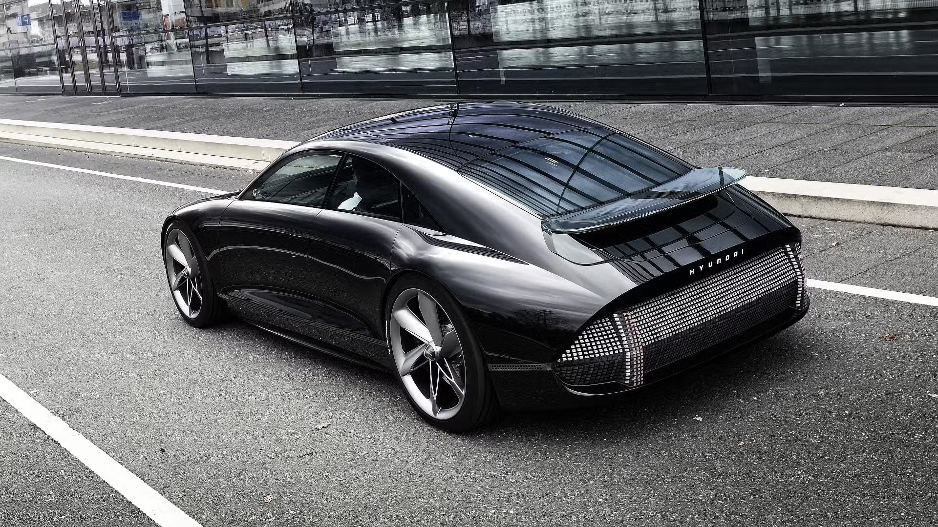 Next-Gen Hyundai Ioniq 6: Radical Looks Are Here to Stay featured image