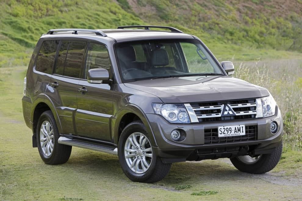 Browse Pre-Owned Mitsubishi Range Image