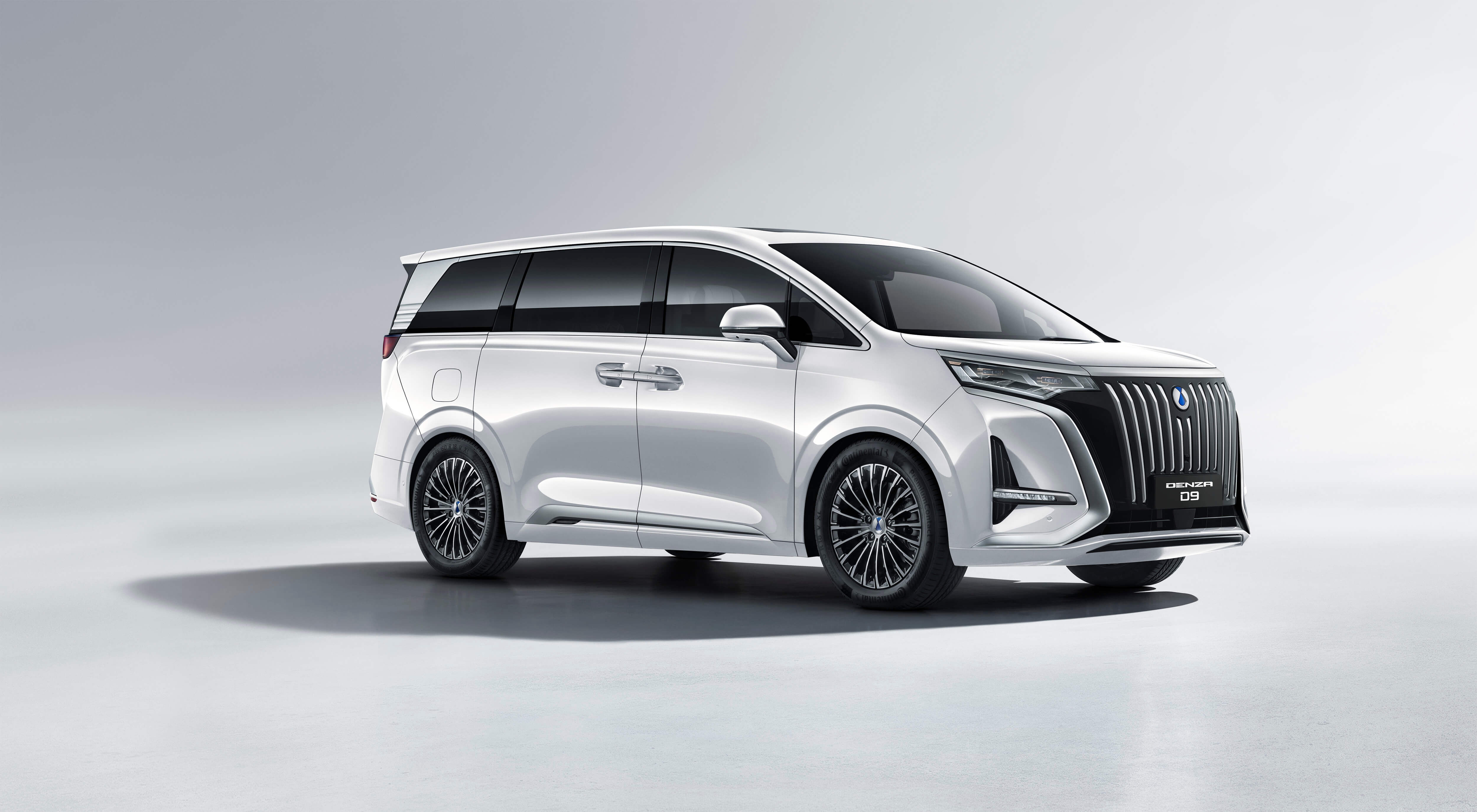 2026 DENZA D9 EV AWD