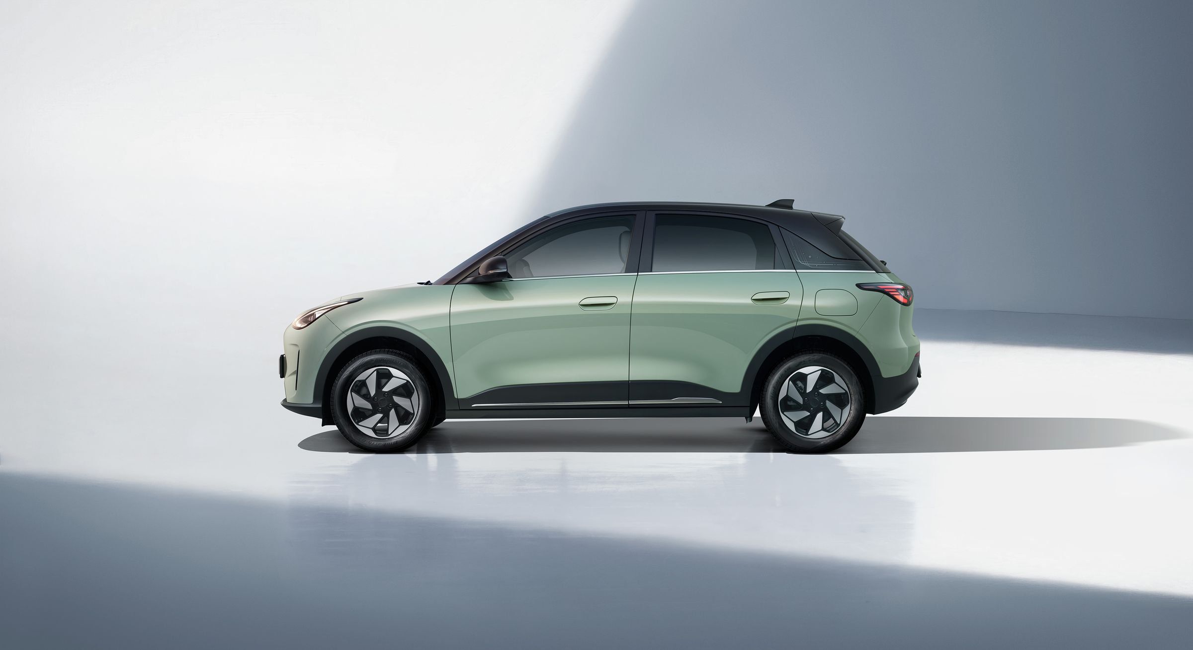GEELY EX2 6% OFF VEHICLE PRICE Image