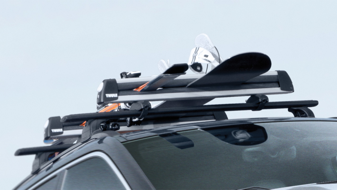 Thule 92725 Universal Flat Top Ski & Snowboard Carrier