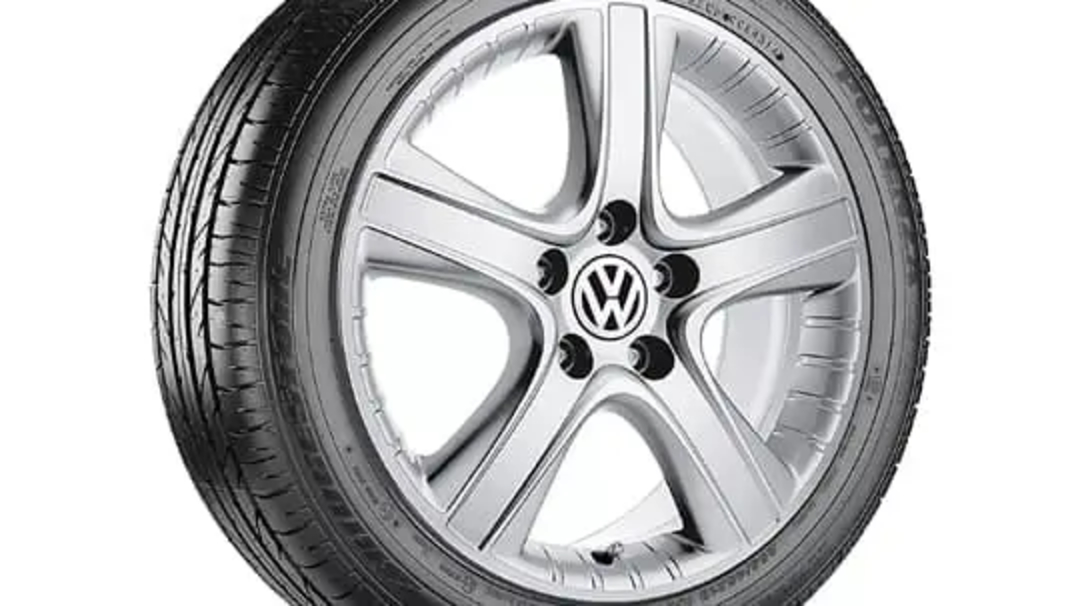 16” Corvara alloy wheel