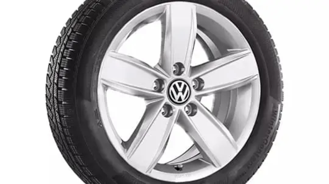 Silver dakar alloy wheel