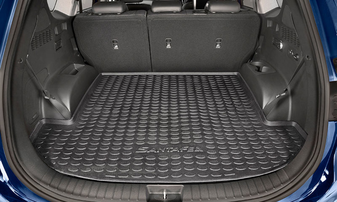 Cargo liner tray