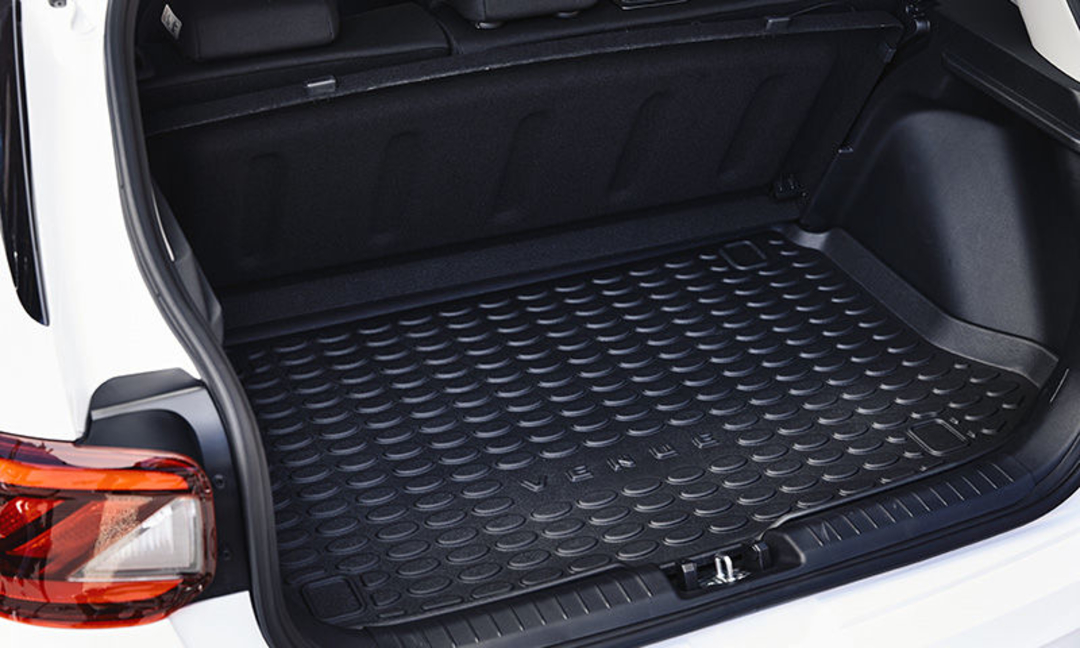 Cargo liner