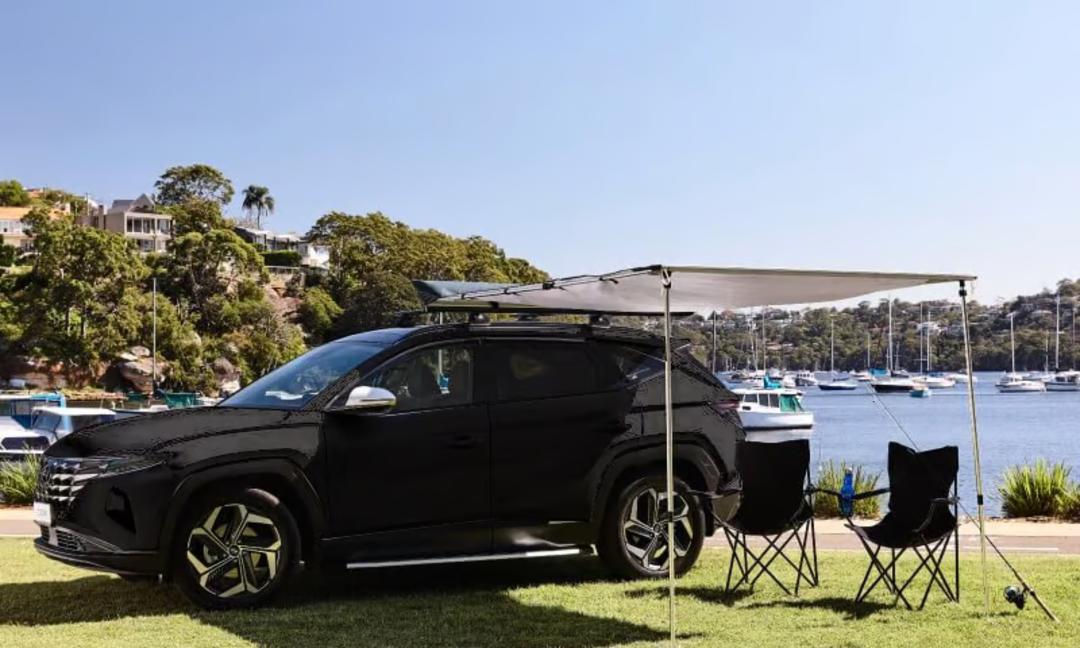 2.0m x 2.5m side awning (includes fitting brackets)