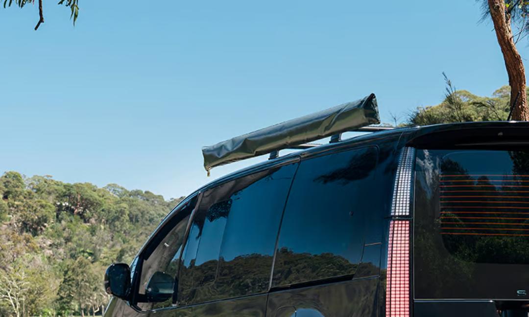 2.0m x 2.5m side awning (includes fitting brackets)