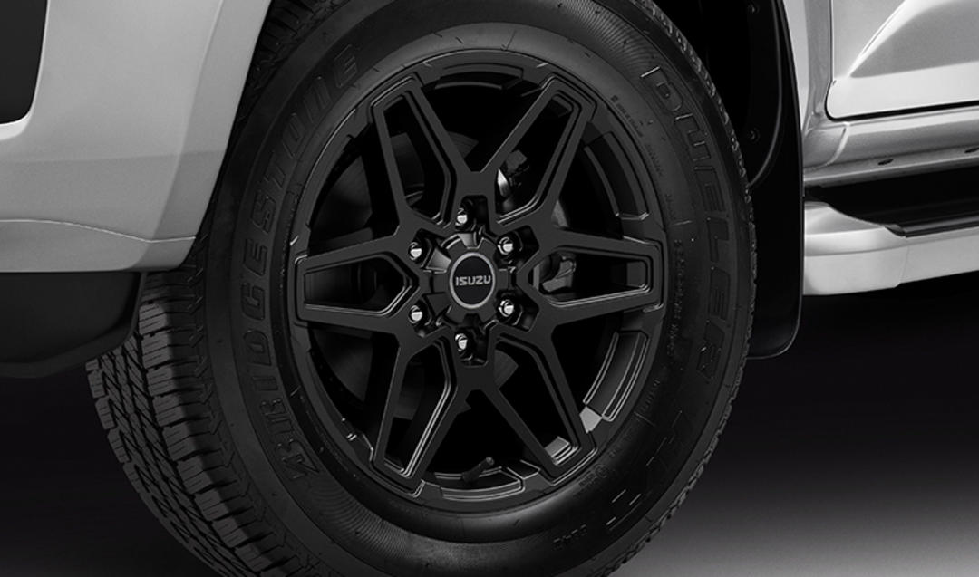 18" Traction Alloy Wheels (Set of 4)