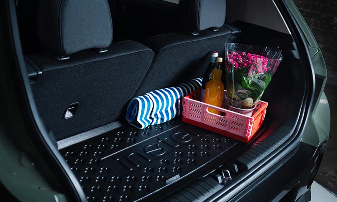 Cargo liner