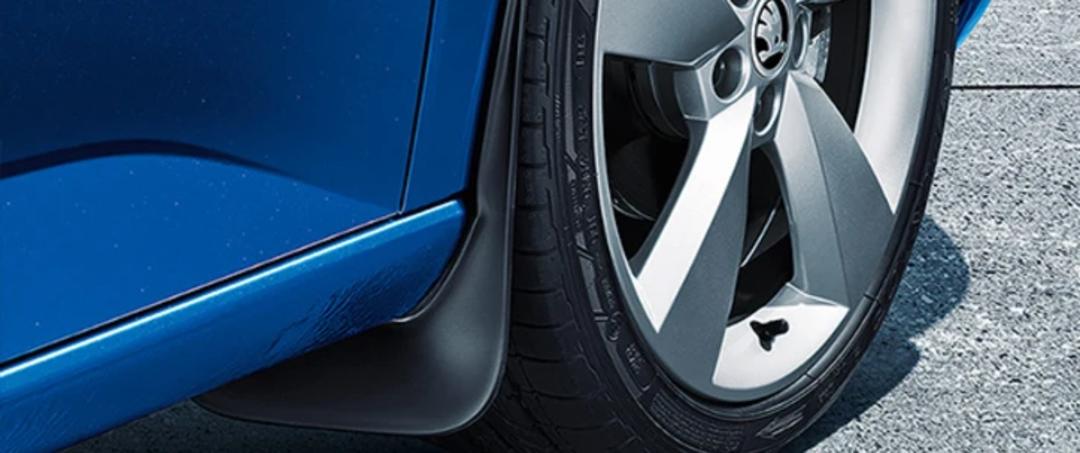 Front & Rear mudflaps (Hatch)