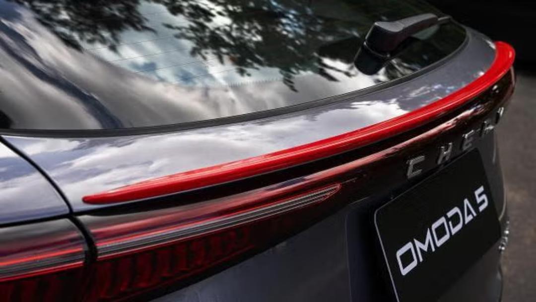 Boot Lip Spoiler