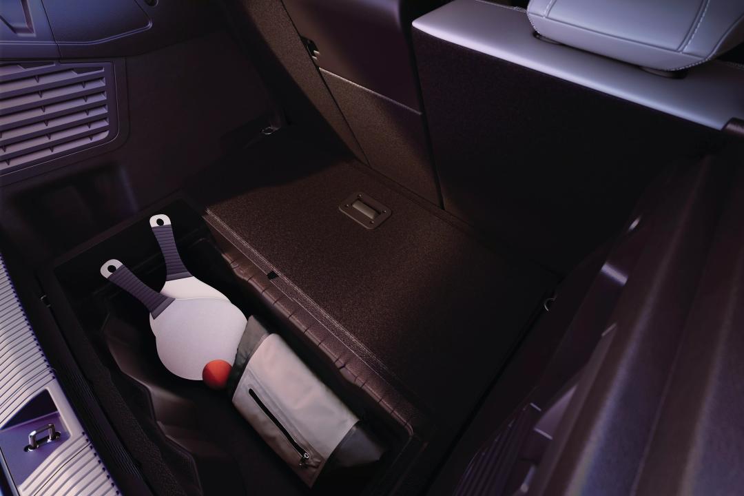 double flooring for cable storage