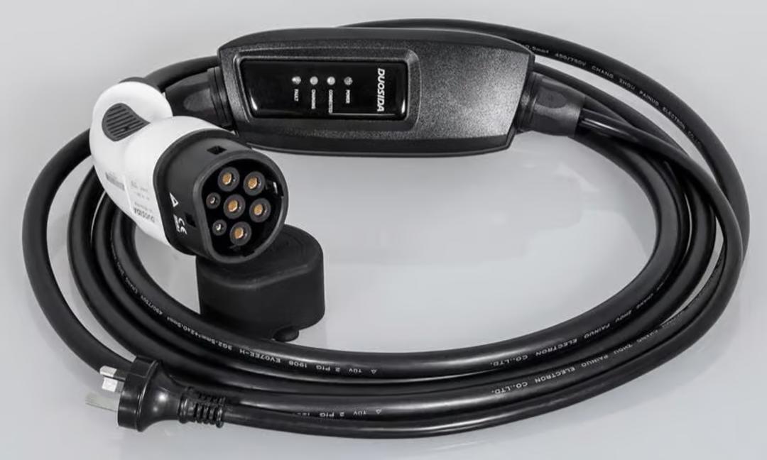 Emergency charging cable (240 volts)