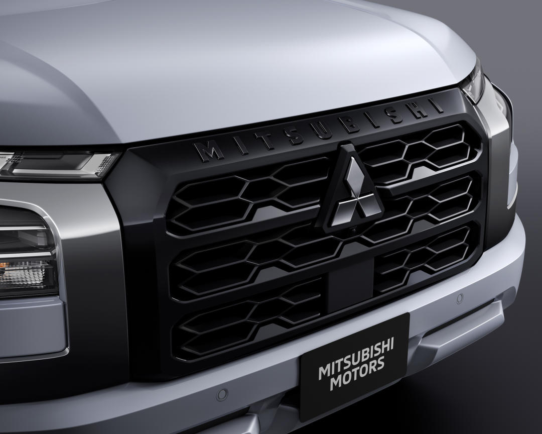 Grille Emblem - Black