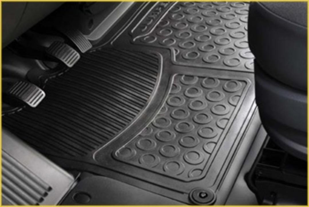 Front floor mat - Rubber