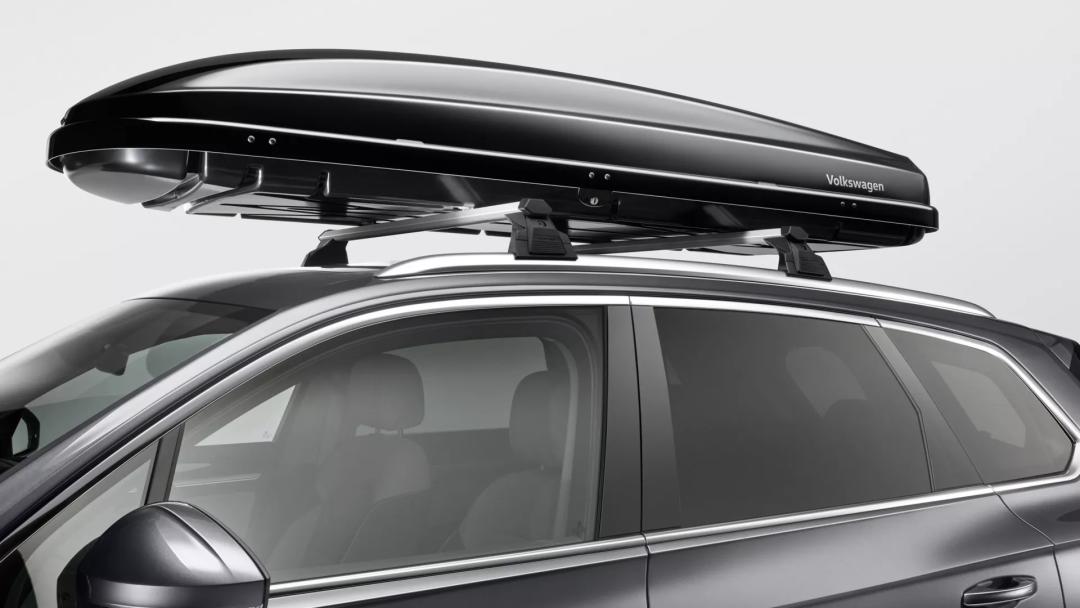 Premium roof box (340 and 460 Litres)