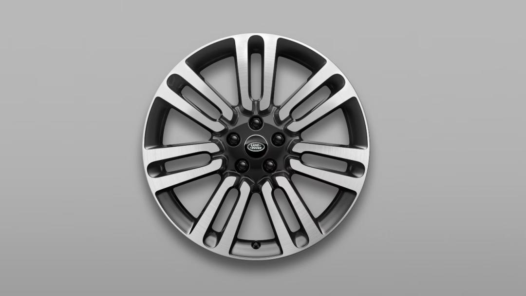 21" Style 7021, Diamond Turned with Dark Grey contrast