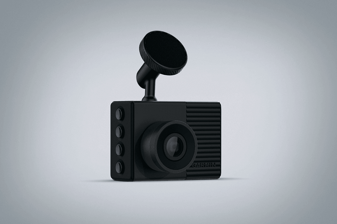 Garmin Dash Cam 57