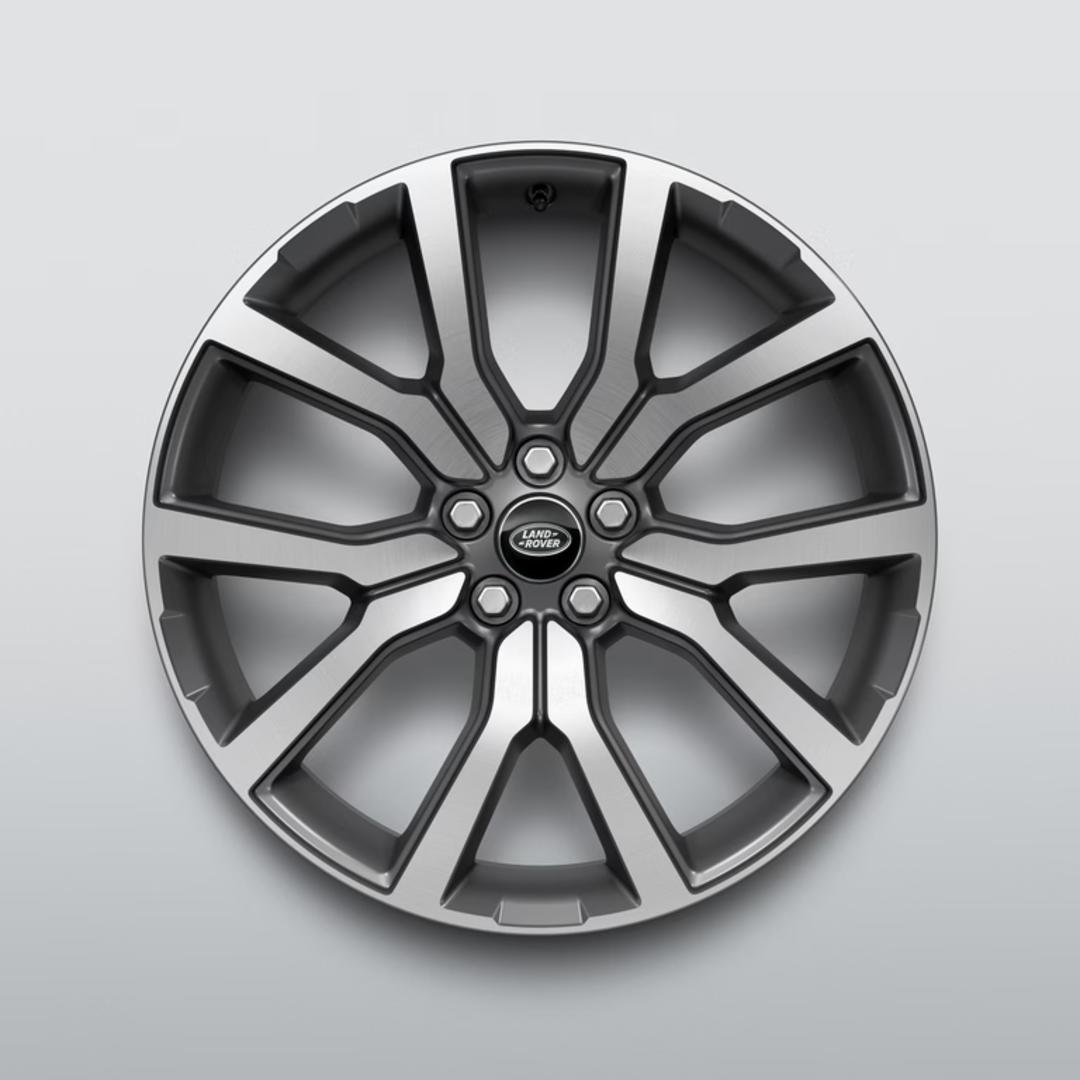 20" Style 5115, Diamond Turned with Satin Dark Grey contrast