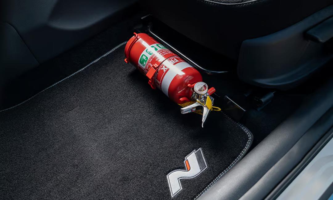 Fire extinguisher bracket