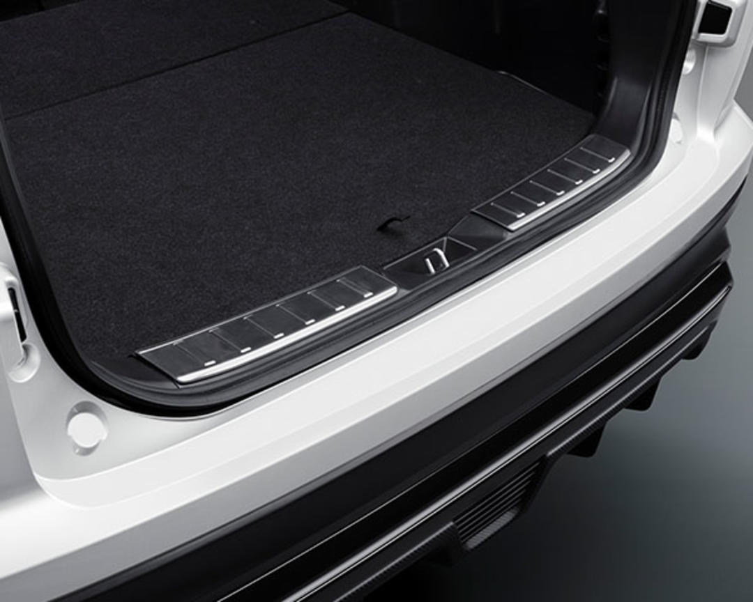 Luggage protection panel