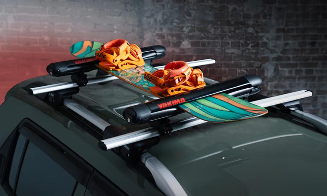 Ski & snowboard carrier