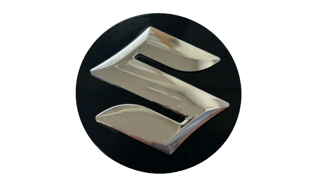 Swift Wheel Centre Cap Black & Chrome