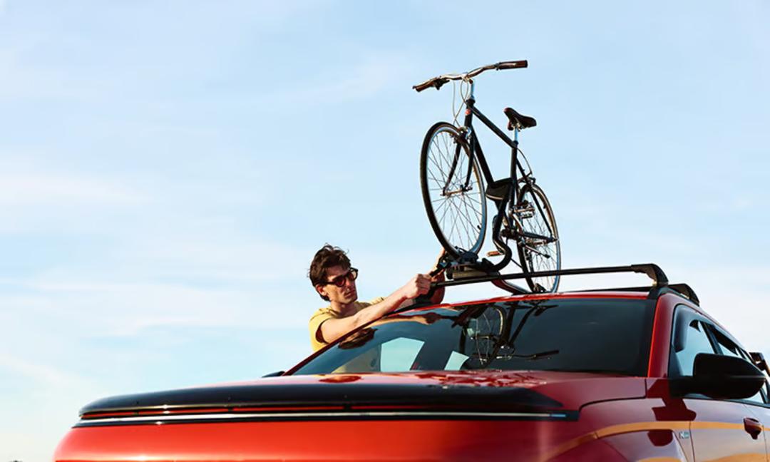 Bike carrier wheel on