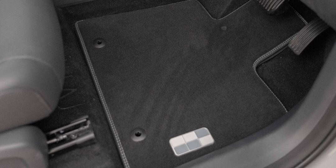 Carpet Floor Mat Set (F&R) (Model: EX5)