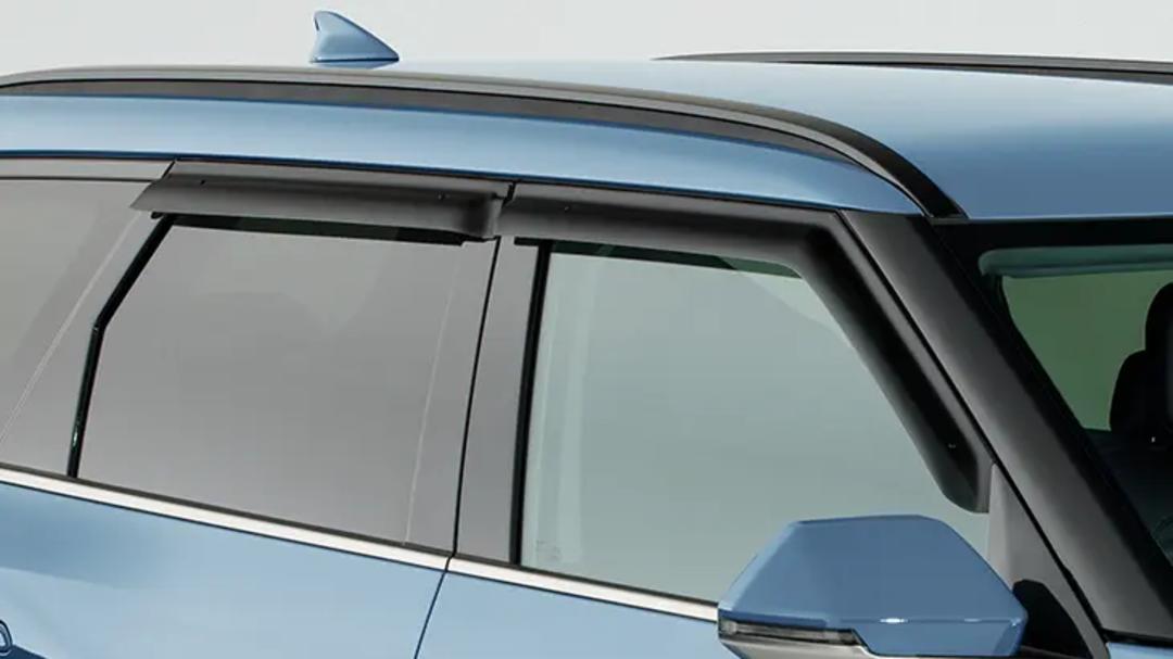 Slimline Weathershield - Gloss Black