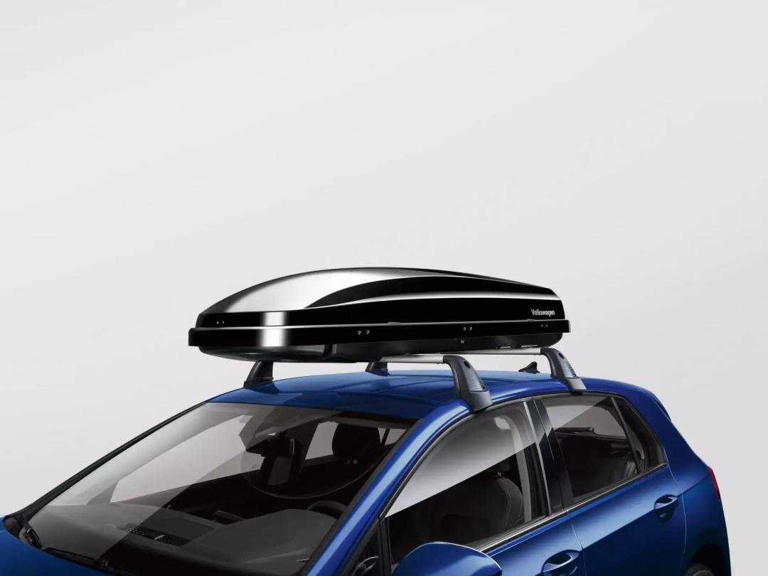 Roof box (340L and 460L capacities)