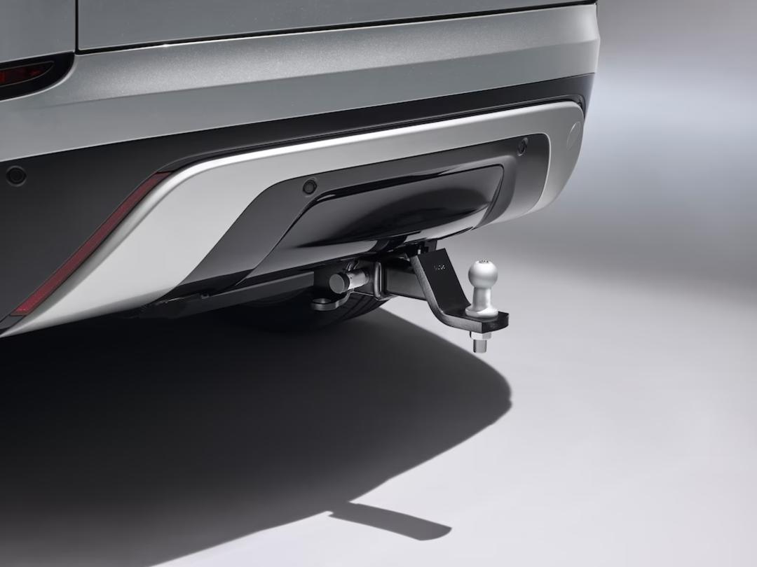 Towing System - Australian Tow Bar Receiver, Black rear valance (24MY Onwards)