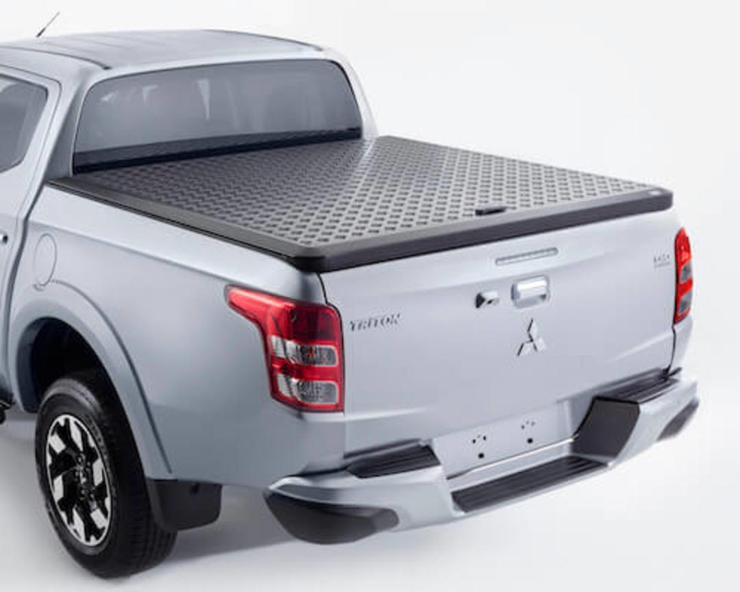 Alloy trade tonneau cover - black (EGR)
