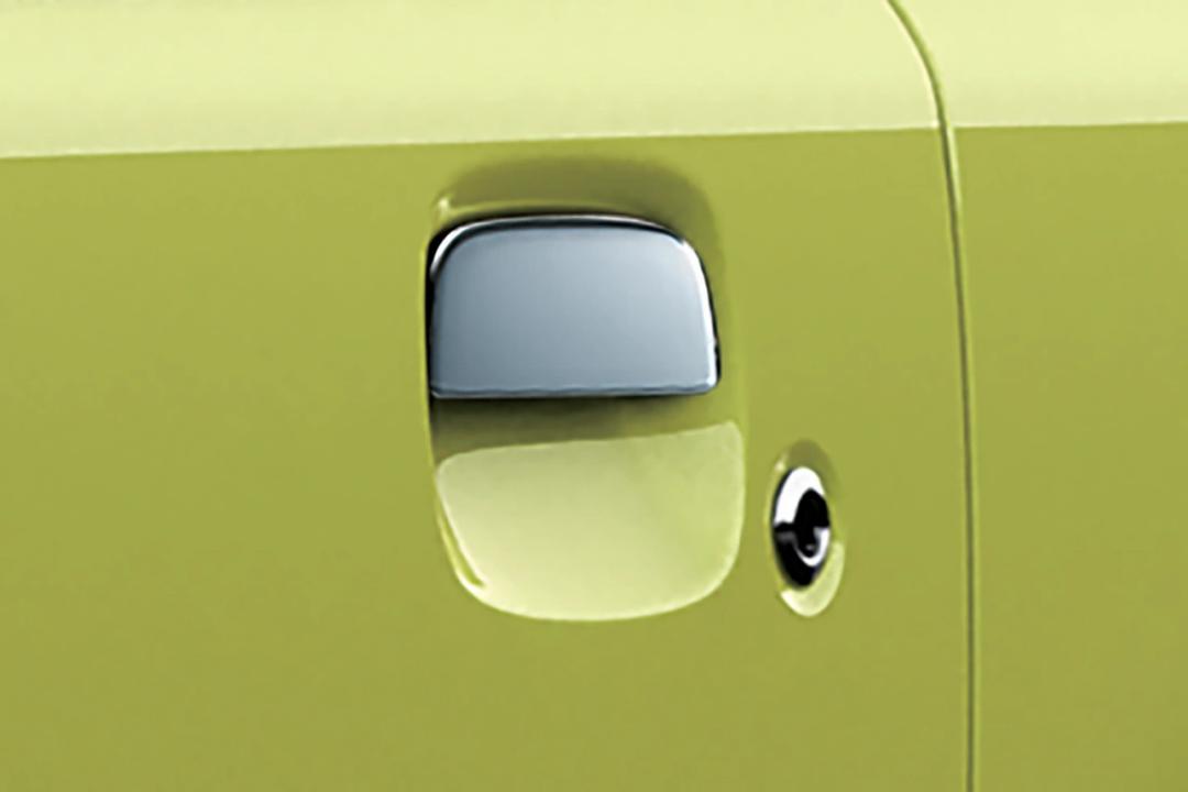 Door Handle Garnish Chrome - Left