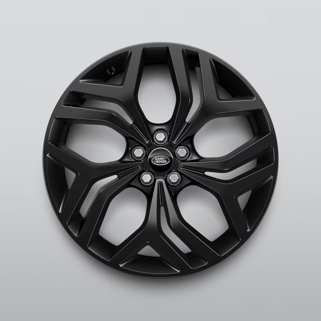 20" Style 5079, Gloss Black