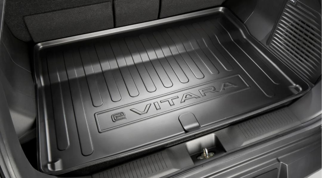 e VITARA Tray Luggage Mat