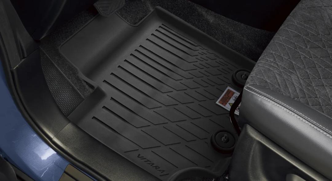 Vitara Hybrid - Floor Mat Tray (Set of 4)
