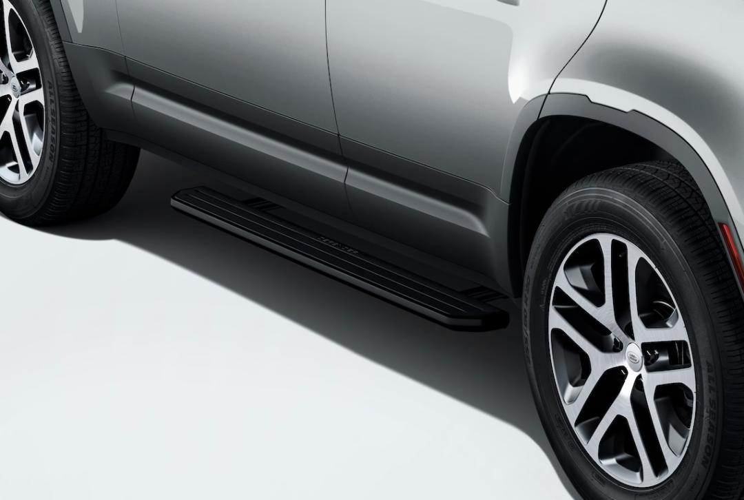 Deployable Side Steps Kit - 130, for vehicles without Retailer Fitted Towing