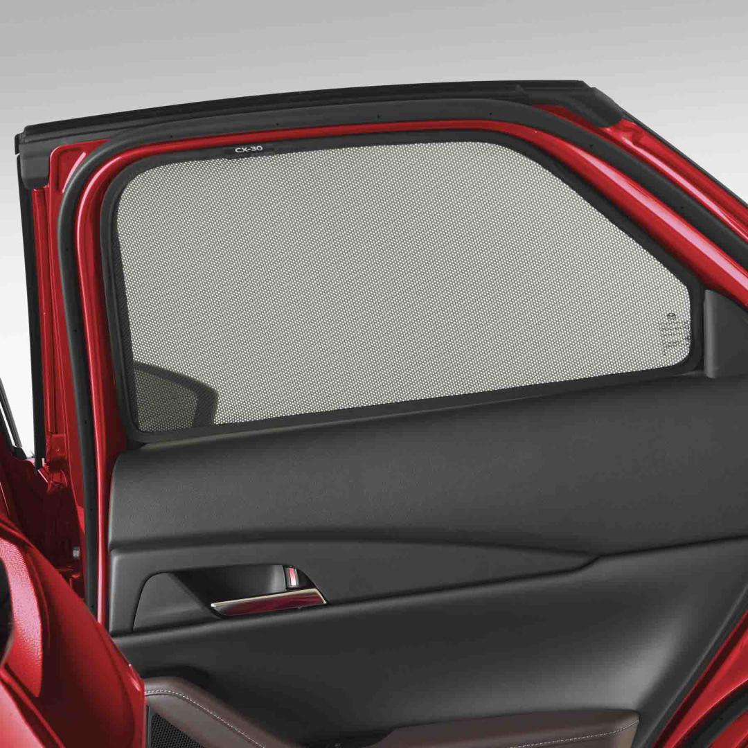 REAR WINDOW SHADE